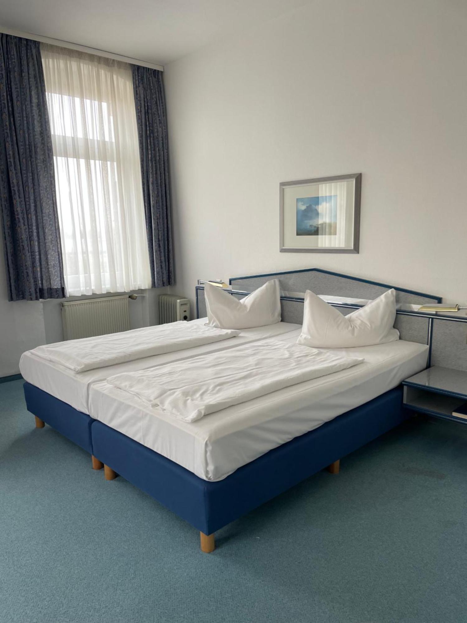 ארנשטאדט Hotel Krone מראה חיצוני תמונה